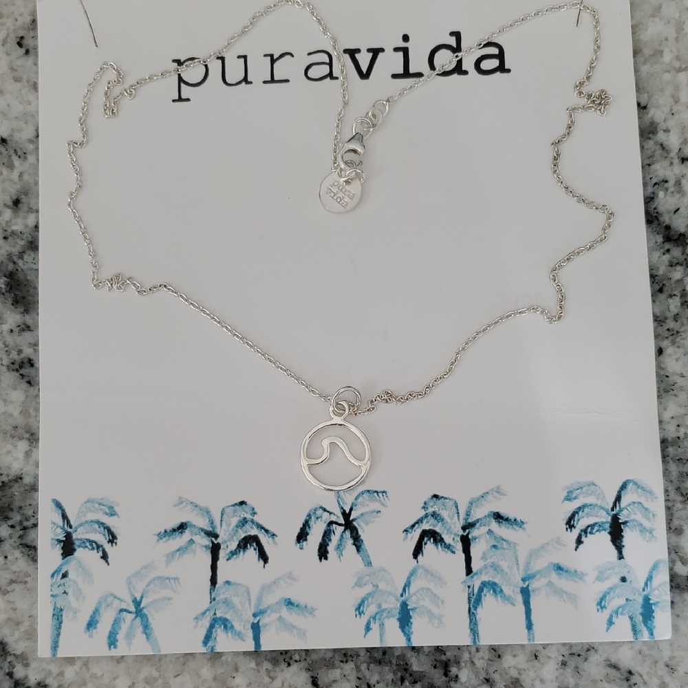 Puravida Necklace